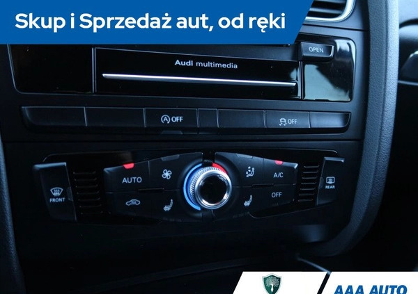 Audi A4 cena 58000 przebieg: 179395, rok produkcji 2015 z Skawina małe 326